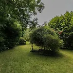 度假居 Gardeners
